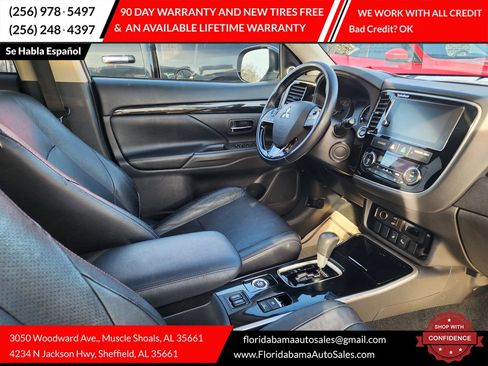 Used 2018 Mitsubishi Outlander SEL image 10