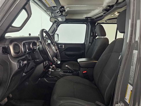 Used 2020 Jeep Gladiator Sport w/ Quick Order Package 24S image 20