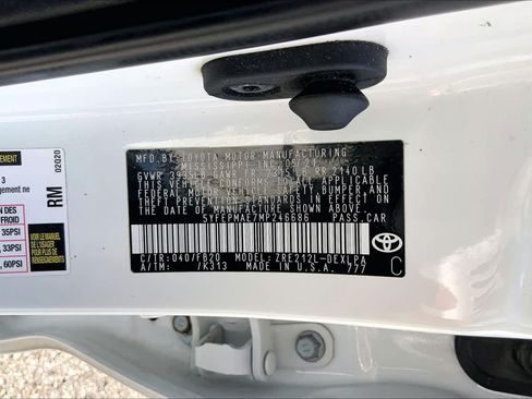 Used 2021 Toyota Corolla LE FWD image 36