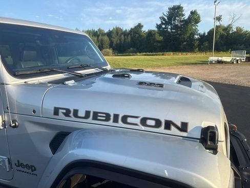 Used 2023 Jeep Wrangler Unlimited Rubicon 392 w/ Xtreme Recon 35" Tire Package AWD/4WD image 8