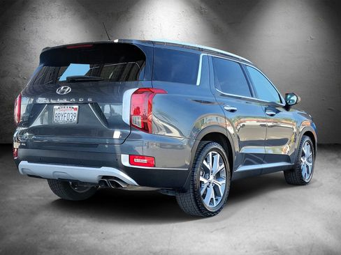 Used 2021 Hyundai Palisade SEL w/ Convenience Package FWD image 3
