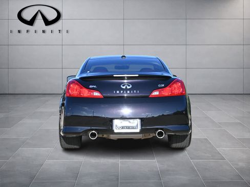 Used 2011 INFINITI G37 IPL RWD image 6