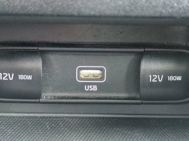 Used 2023 Kia Forte LXS w/ LXS Technology Package FWD image 20