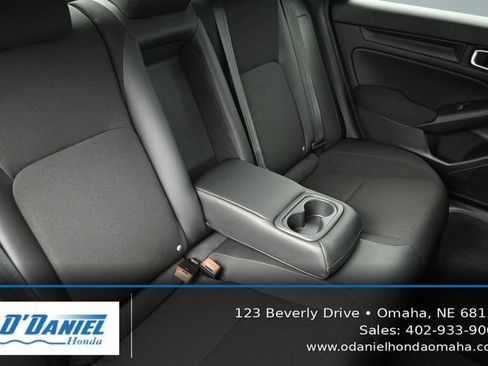 Used 2025 Honda Civic Sport image 39