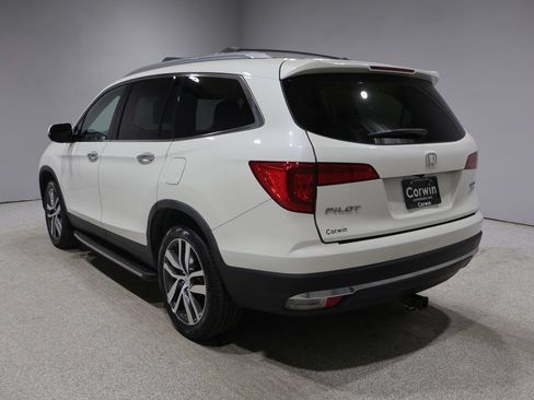 Used 2017 Honda Pilot Touring image 5