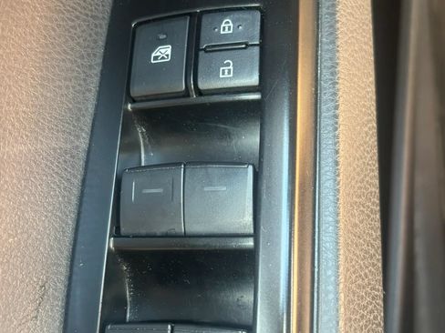 Used 2025 Toyota Camry LE FWD image 7