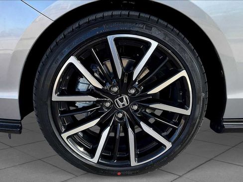 New 2025 Honda Accord Touring image 11