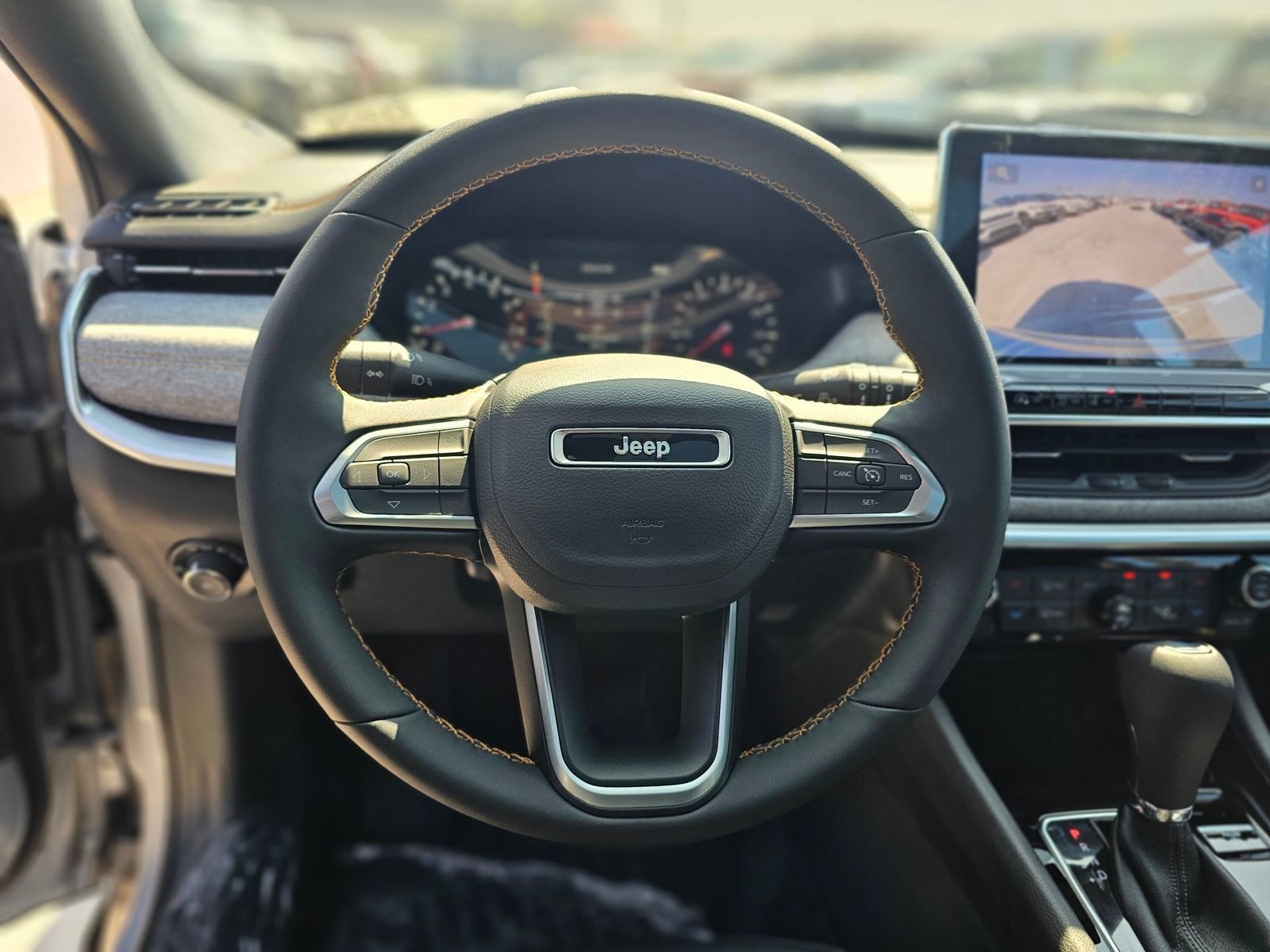 New 2026 Jeep Compass Latitude AWD/4WD image 25