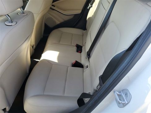 Used 2015 Mercedes-Benz GLA 250 4MATIC image 13