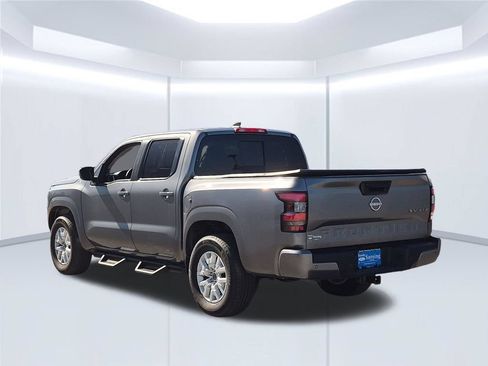 Used 2023 Nissan Frontier SV w/ SV Convenience Package AWD/4WD image 4