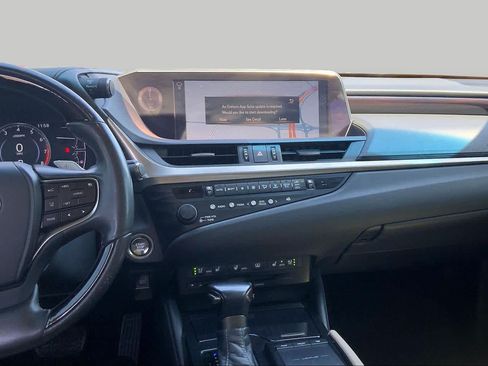 Used 2020 Lexus ES 350 Ultra Luxury w/ Accessory Package 2 FWD image 7