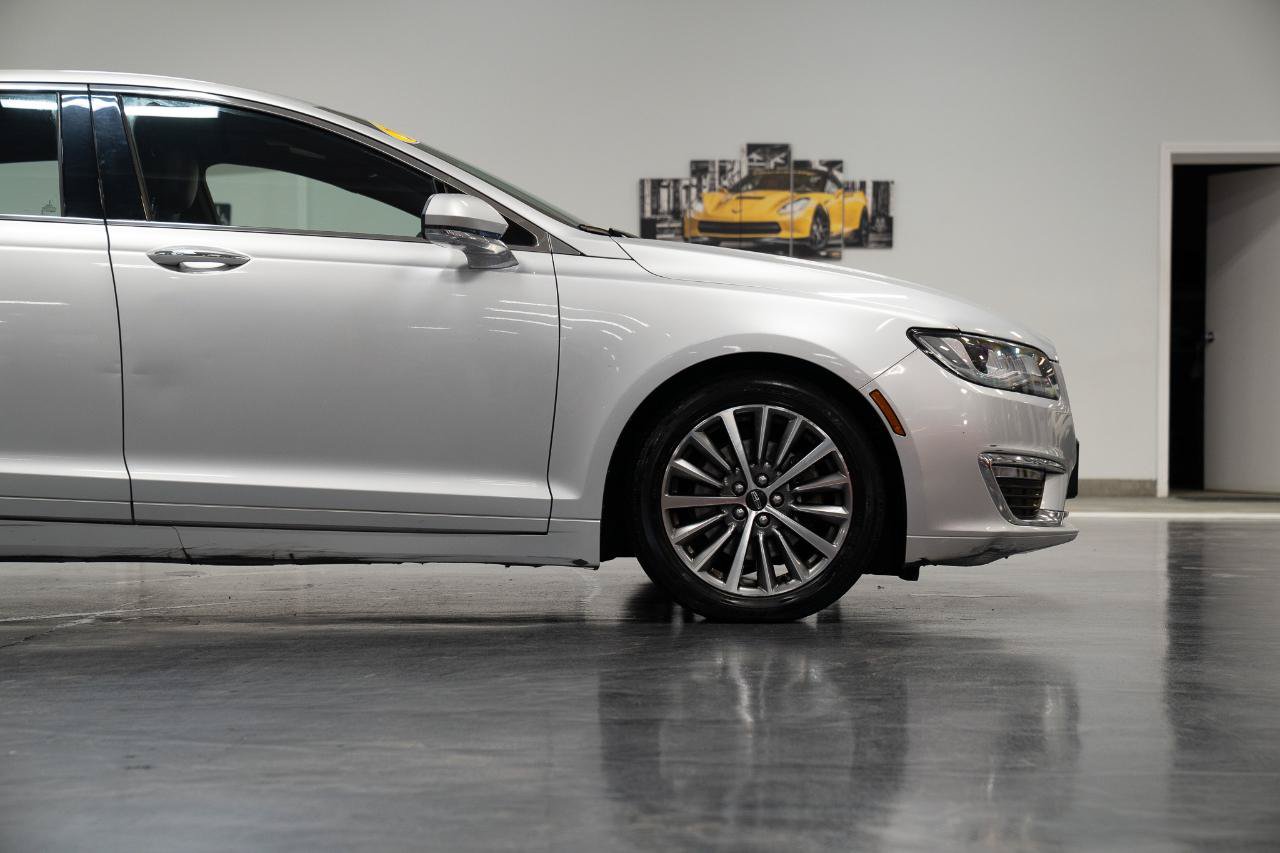 Used 2018 Lincoln MKZ Select w/ Select Plus Package FWD image 11