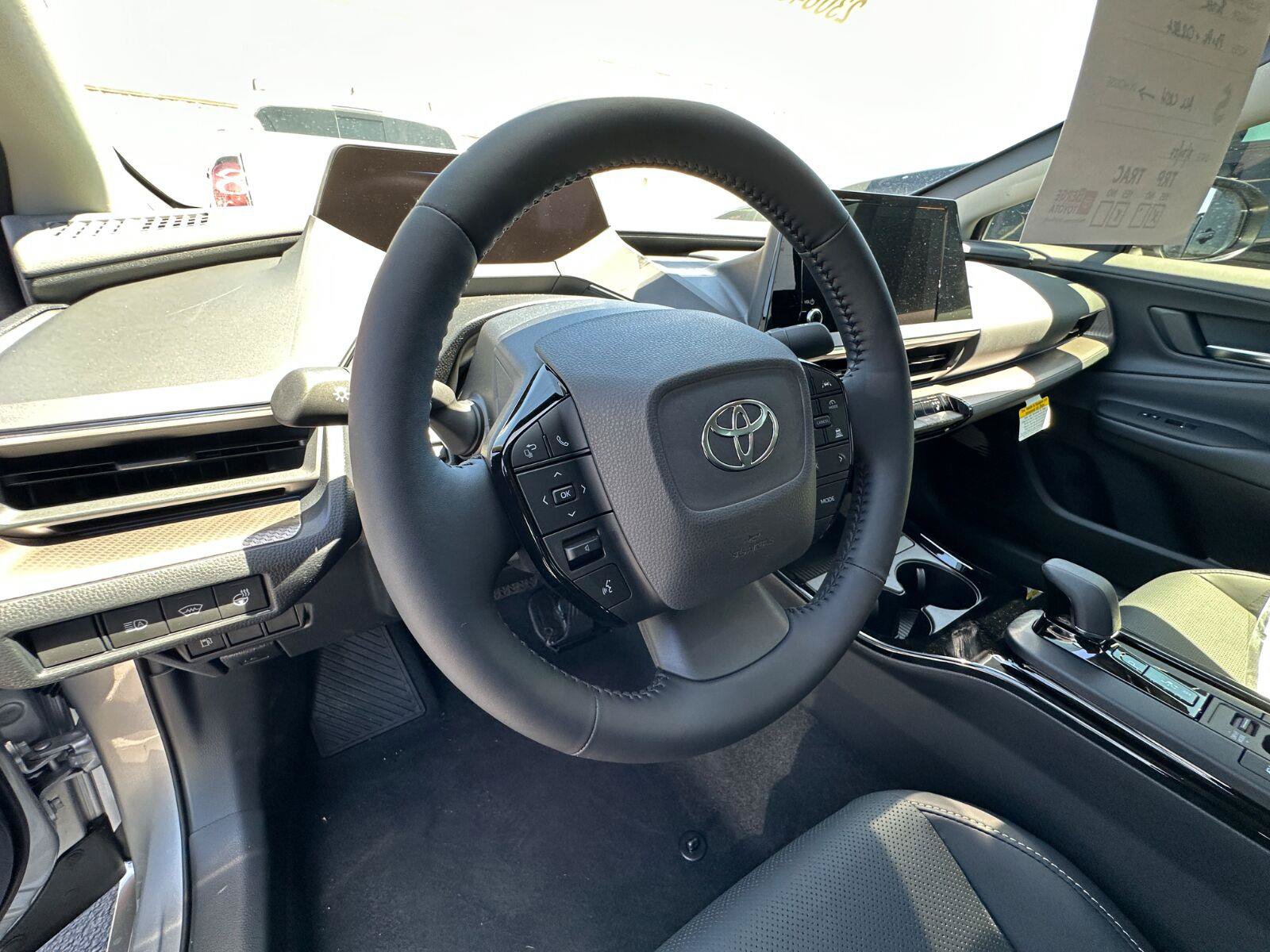 New 2027 Toyota Prius XLE FWD image 13