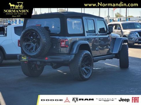 Used 2021 Jeep Wrangler Unlimited Rubicon w/ Xtreme Recon 35" Tire Package AWD/4WD image 4