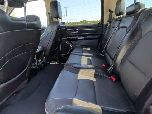 Used 2019 RAM 1500 Laramie AWD/4WD image 5