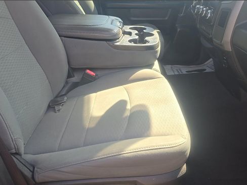 Used 2018 RAM 1500 Tradesman w/ Popular Equipment Group RWD image 9