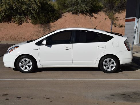 Used 2008 Toyota Prius image 2