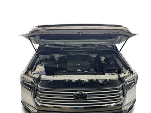 Used 2018 Toyota Tundra Limited w/ Limited Premium Package AWD/4WD image 16
