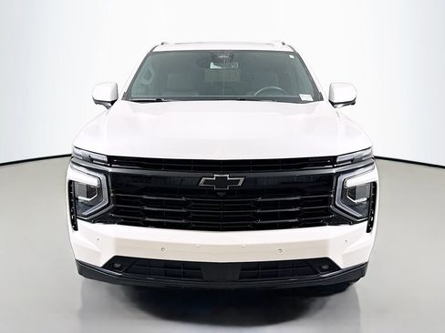 Used 2025 Chevrolet Suburban RST w/ RST Capability Package image 2