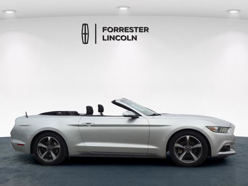 Used 2015 Ford Mustang Convertible w/ Equipment Group 051A image 2