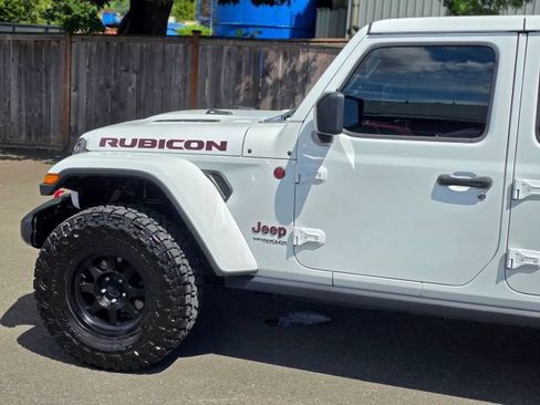 Used 2019 Jeep Wrangler Unlimited Rubicon AWD/4WD image 7