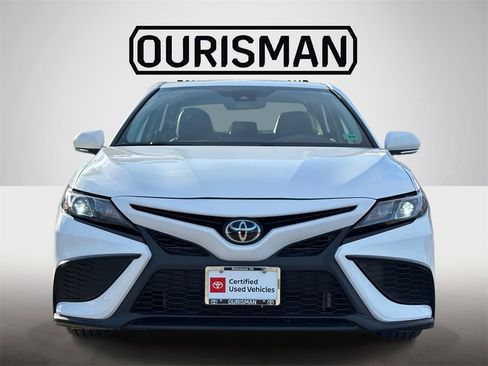 Certified 2024 Toyota Camry SE image 24