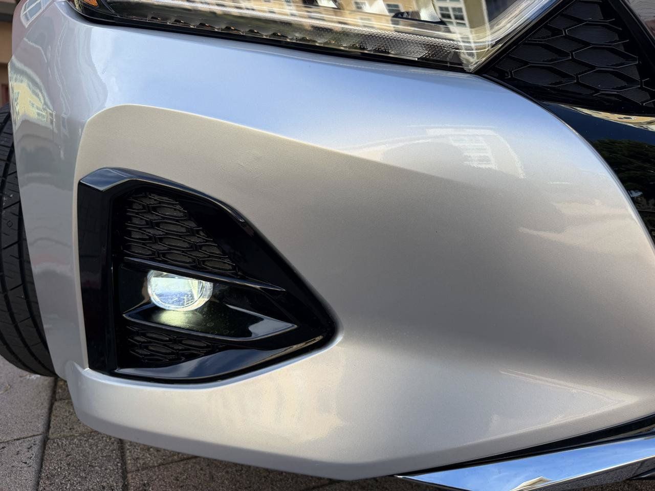 Used 2022 Nissan Maxima SV w/ Floor Mat Group FWD image 12