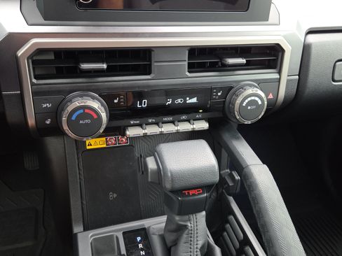 Certified 2026 Toyota 4Runner TRD Off-Road AWD/4WD image 23
