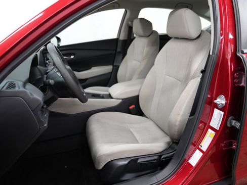 Used 2023 Honda Accord LX image 4