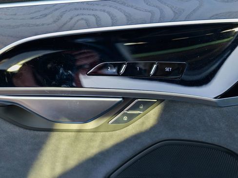 Used 2023 Audi A8 L 3.0T w/ Comfort Plus Package image 17