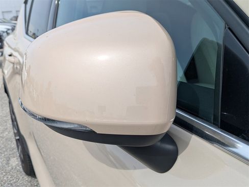 New 2025 Volvo XC40 B5 Plus w/ Climate Package image 12