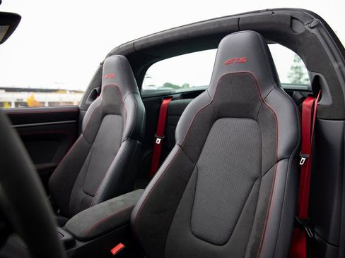 Certified 2025 Porsche 911 Targa 4 GTS image 5