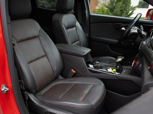 Used 2019 Chevrolet Blazer RS image 32