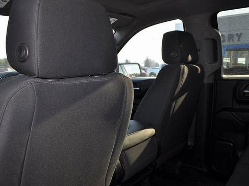 Used 2020 Chevrolet Silverado 1500 Custom w/ Custom Value Package image 14