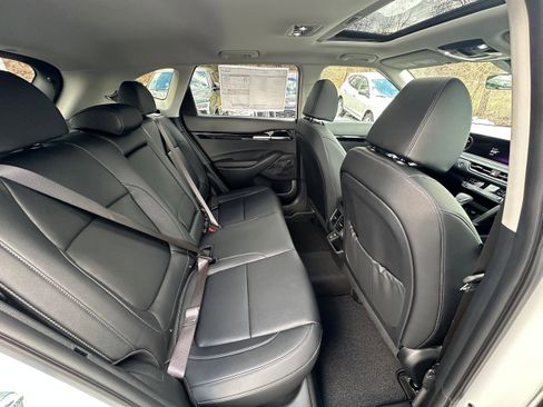 New 2026 Kia Seltos SX image 17