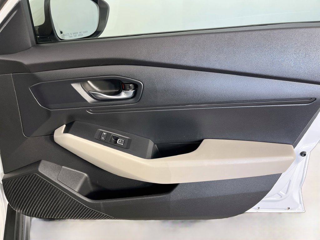Used 2023 Honda Accord LX image 28