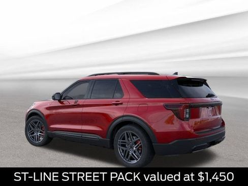 New 2026 Ford Explorer ST-Line w/ ST-Line Street Pack AWD/4WD image 4