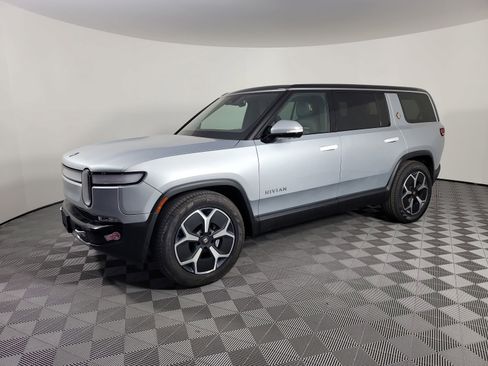 Used 2024 Rivian R1S Adventure image 1
