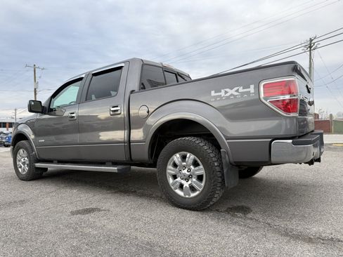 Used 2011 Ford F150 Lariat w/ Lariat Chrome Pkg image 4