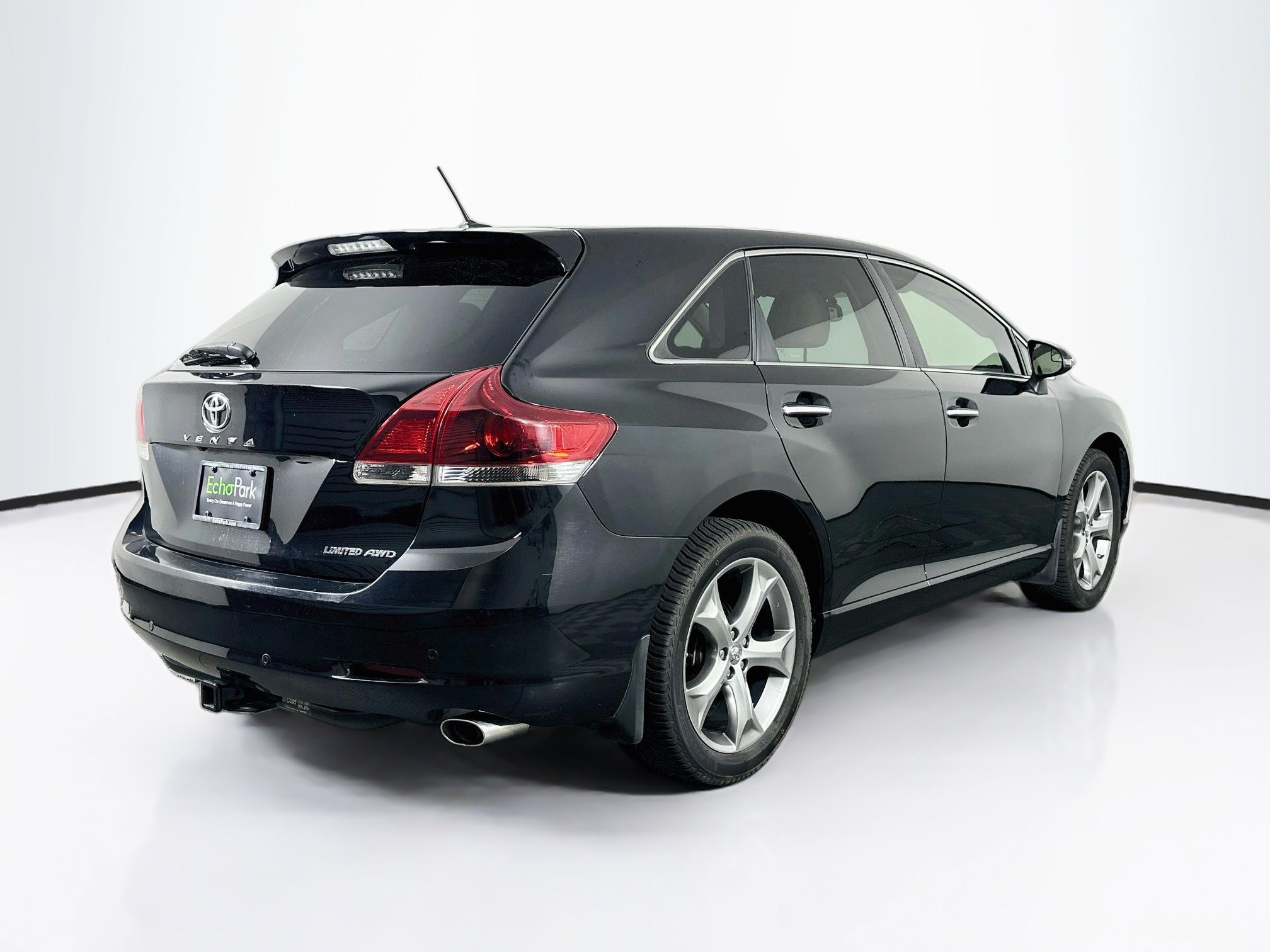 Used 2014 Toyota Venza Limited w/ Tow Prep Package AWD/4WD image 9