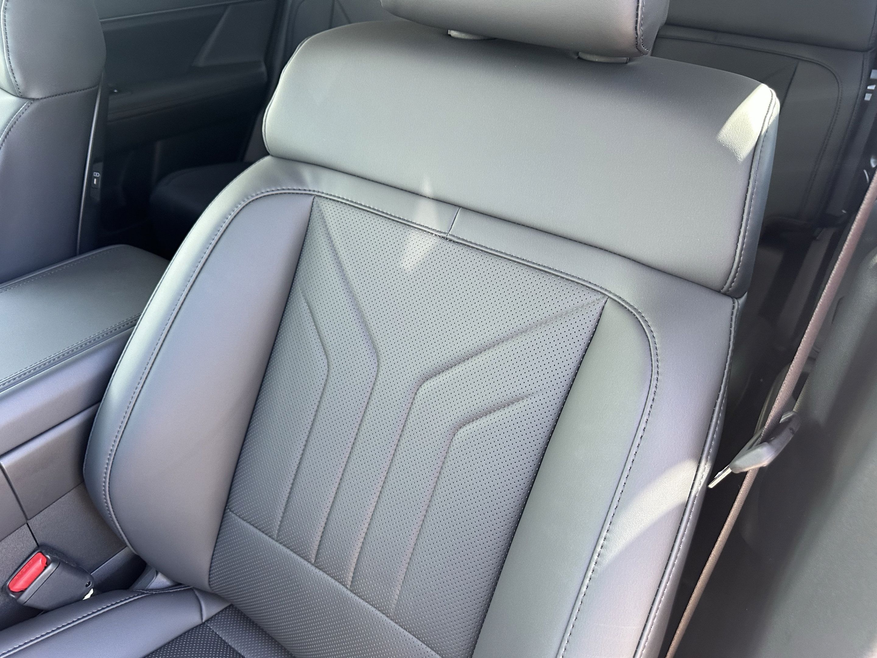 New 2027 Hyundai Santa Fe SEL FWD image 19