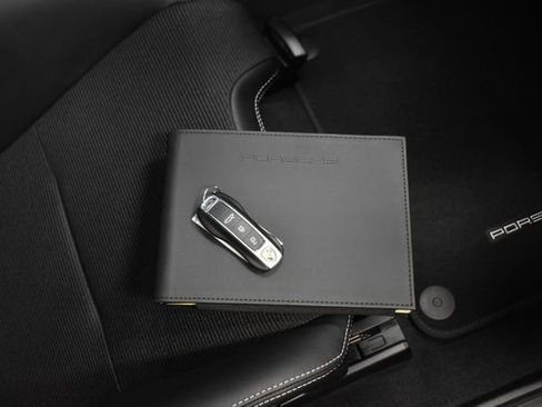 Used 2026 Porsche 911 GT3 Touring image 6