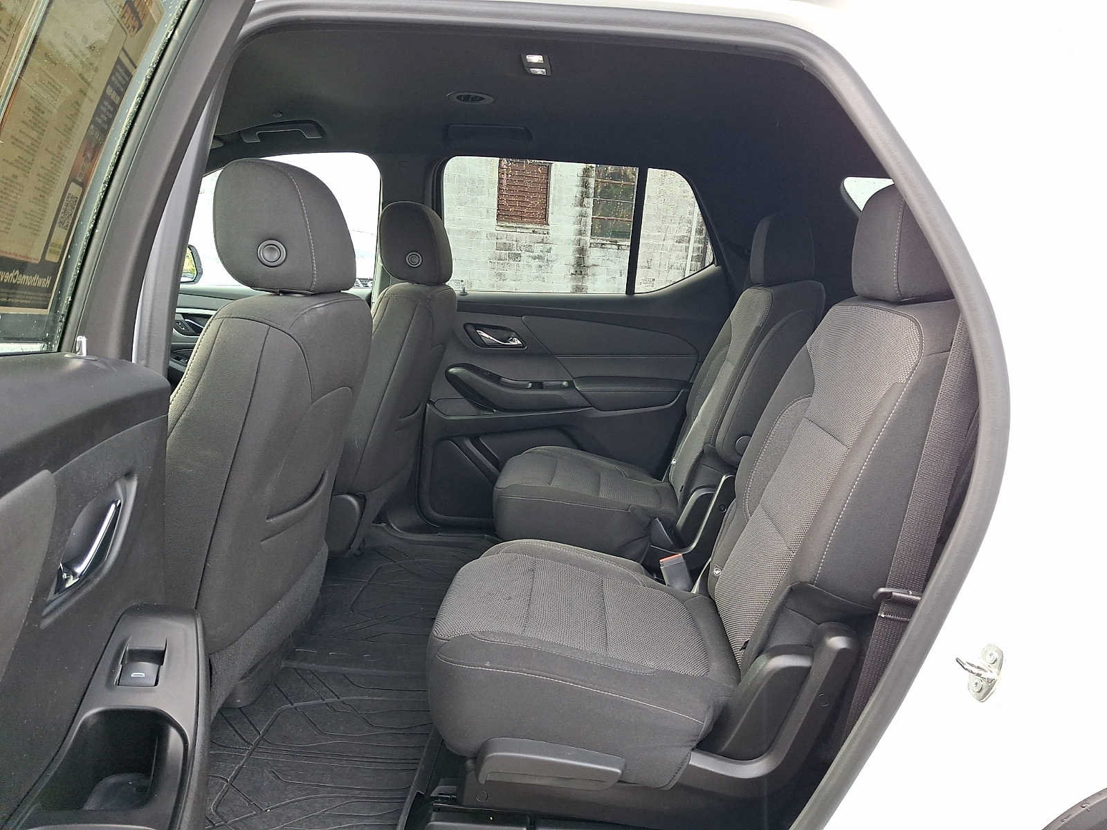 Used 2023 Chevrolet Traverse LT w/ LPO, Floor Liner Package AWD/4WD image 11