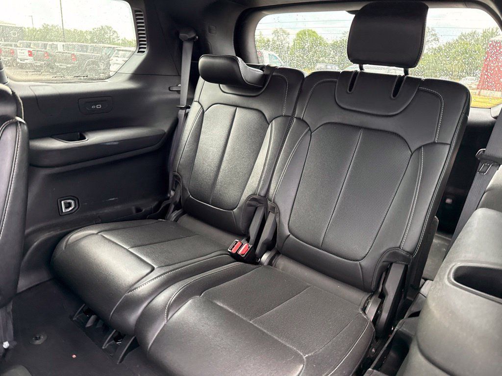 Used 2024 Jeep Grand Cherokee L Limited w/ Luxury Tech Group II AWD/4WD image 42