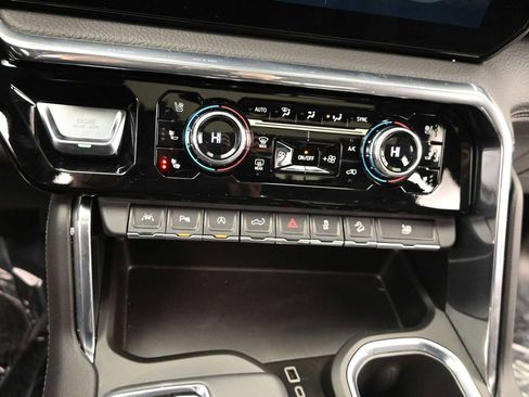 Used 2024 GMC Sierra 1500 Denali w/ Denali Reserve Package image 20