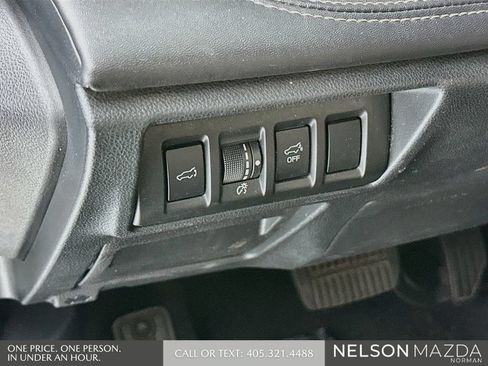 Used 2022 Subaru Outback Limited AWD/4WD image 11