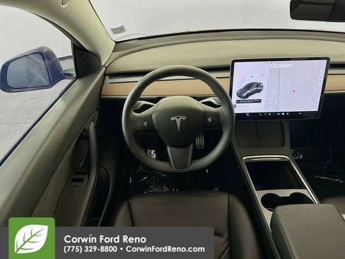 Used 2022 Tesla Model Y Performance image 22