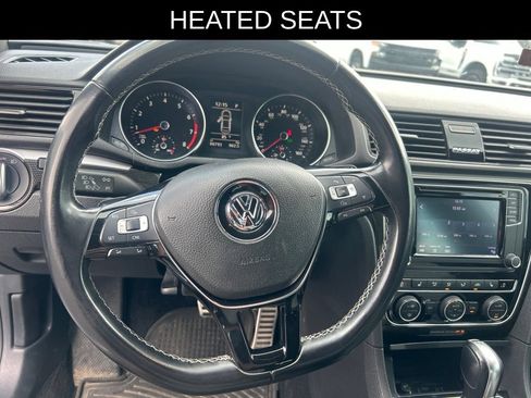 Used 2018 Volkswagen Passat 3.6 FWD image 11