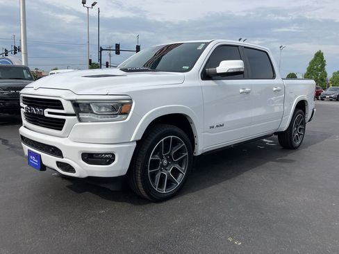 Used 2022 RAM 1500 Laramie AWD/4WD image 2