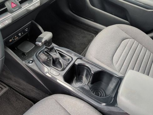 Used 2025 Kia K4 EX image 23